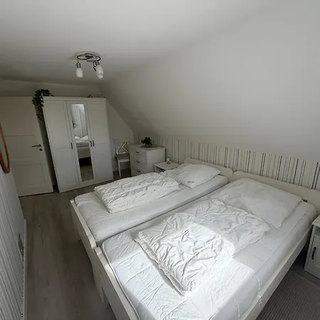 Apartment Kuestenbude Strandhaus 2 *